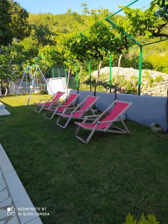 Holiday Home Zezevica - Heated Pool Sestanovac Экстерьер фото
