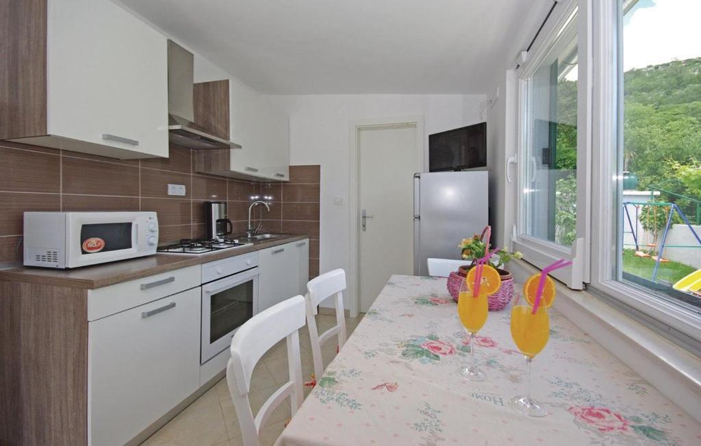 Holiday Home Zezevica - Heated Pool Sestanovac Экстерьер фото