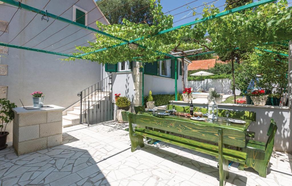 Holiday Home Zezevica - Heated Pool Sestanovac Экстерьер фото